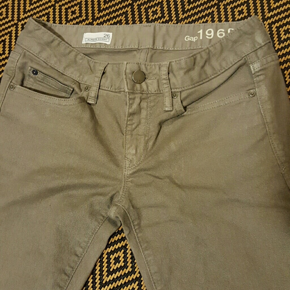 Gap grey skinny jeans